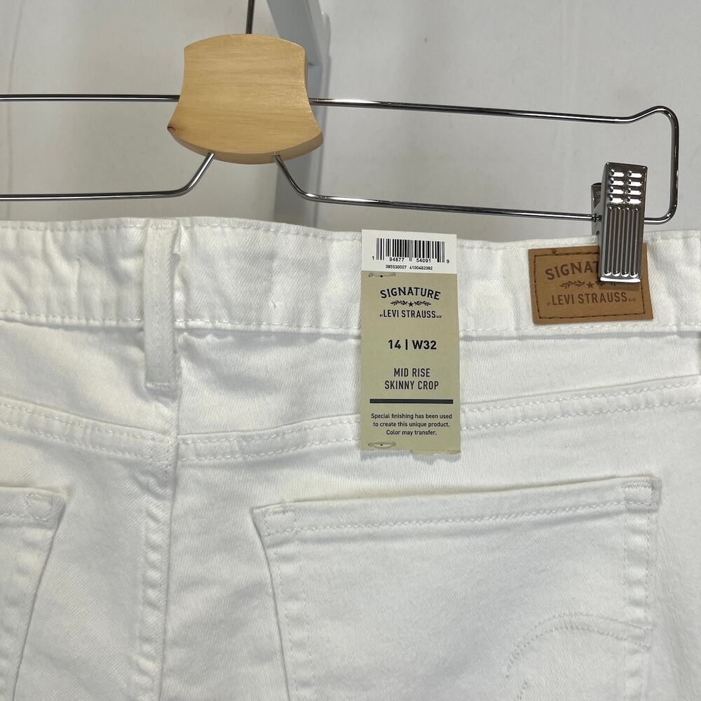 NWT LEVI STRAUSS Signature Mid Rise Skinny Crop Jeans Distressed White 14 / 32 - Picture 8 of 10